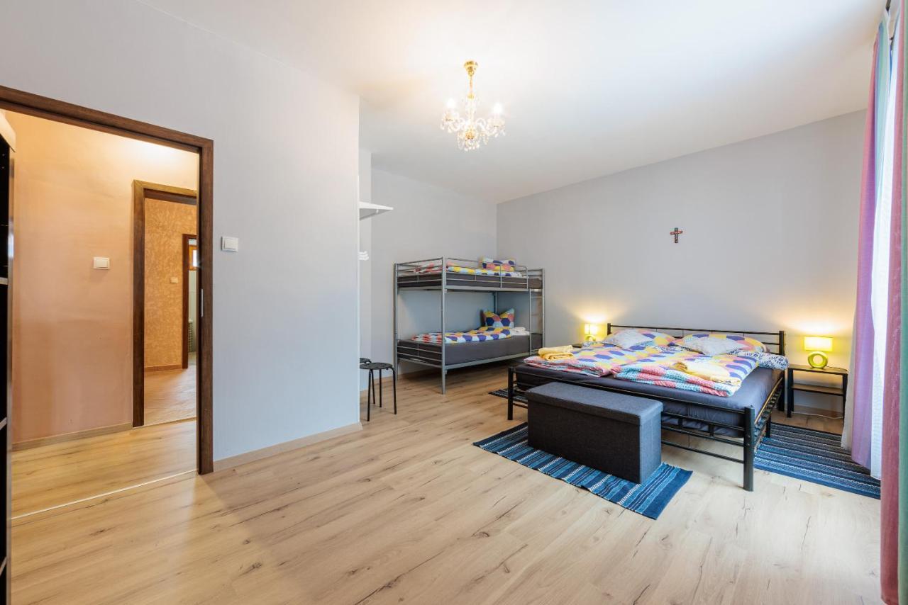 Apartmanovy Dum Bublajda บูบลาวา ภายนอก รูปภาพ